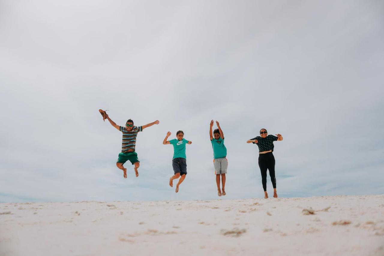 Komodoku One Love Homestay And Tour Labuan Bajo Exterior photo